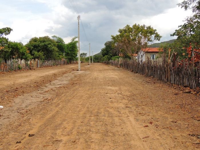 Prefeitura conclui estrada do assentamento Salobro - Imagem 9