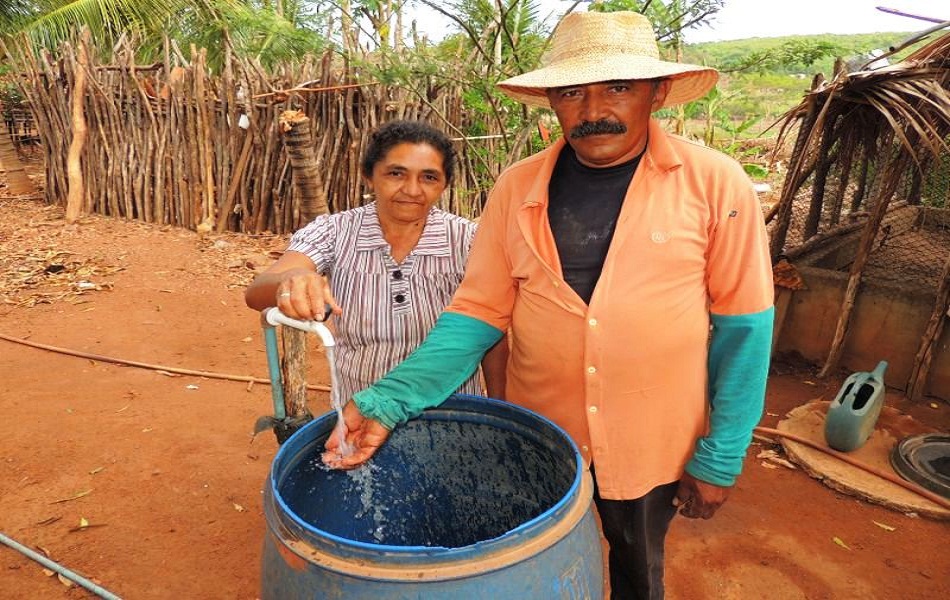Água potável chega às famílias da comunidade Rodrigo
