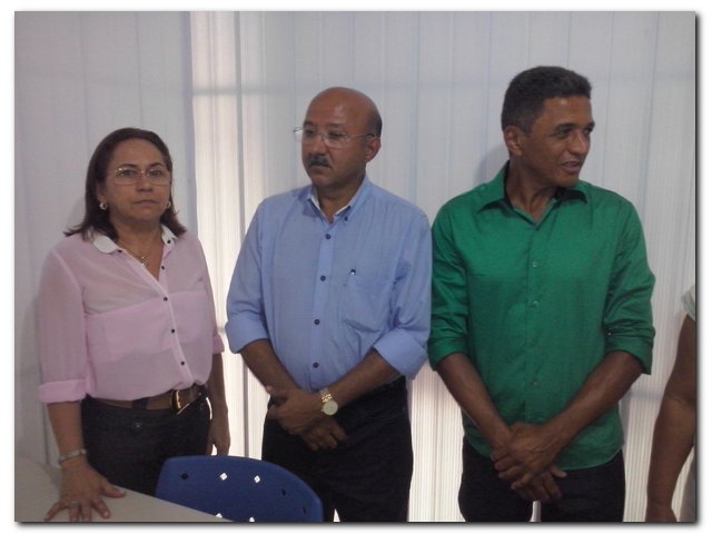 Dr. Moura Empossa Antônio Salustiano Batista Filho para exercer o Cargo em Comissão de Secretário de Serviços Públicos e Urbanismo. - Imagem 8