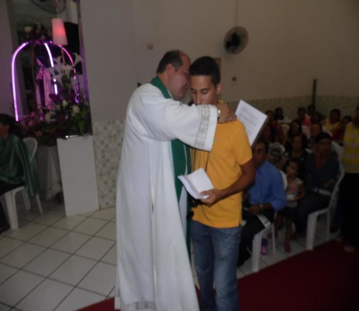 Pe. Miguel Junior toma posse como novo padre de Elesbão Veloso  - Imagem 39