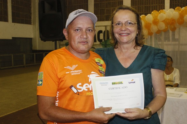 Alunos de Miguel Alves recebem certificados do Pronatec - Imagem 16