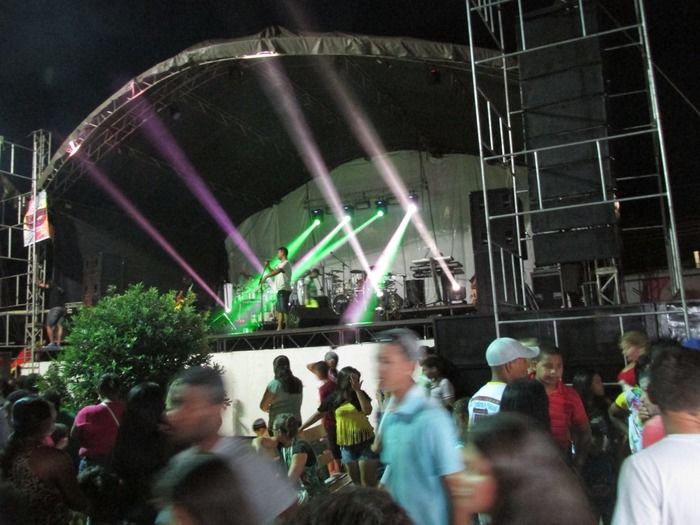 Zé Pereira 2015 em São Pedro do Piaui Foi Show de Animação com a Banda Selva Branca da Bahia - Imagem 34