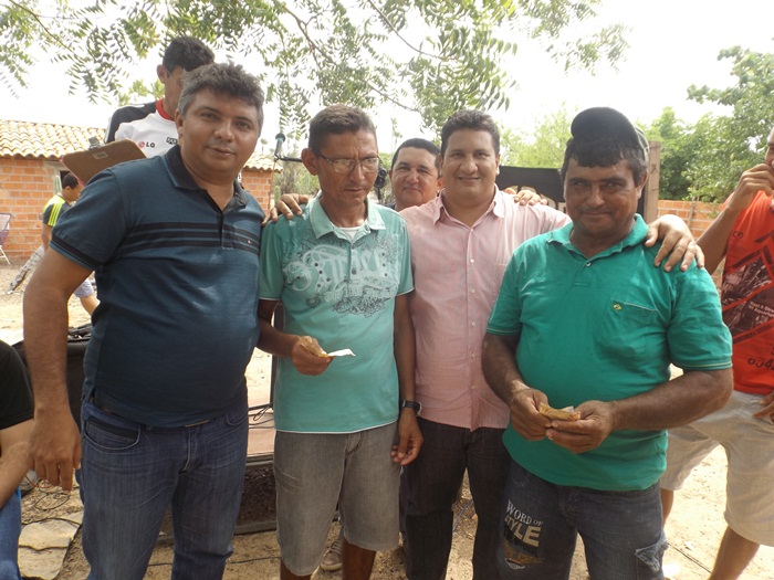 Prefeito Zé Henrique entrega mais duas obras na zona rural - Imagem 9