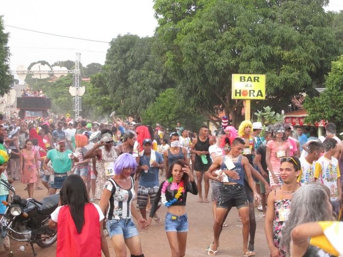 Zé Pereira 2015 em São Pedro do Piaui Foi Show de Animação com a Banda Selva Branca da Bahia - Imagem 21
