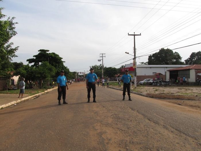 Zé Pereira 2015 em São Pedro do Piaui Foi Show de Animação com a Banda Selva Branca da Bahia - Imagem 3