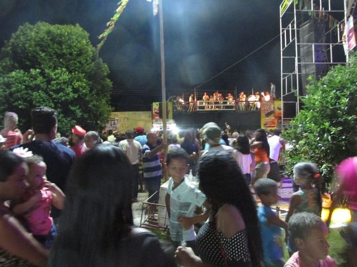 Zé Pereira 2015 em São Pedro do Piaui Foi Show de Animação com a Banda Selva Branca da Bahia - Imagem 35