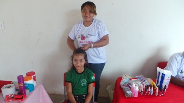 Veja as fotos do evento do Dia Internacional da Mulher em Pimenteiras - Imagem 34