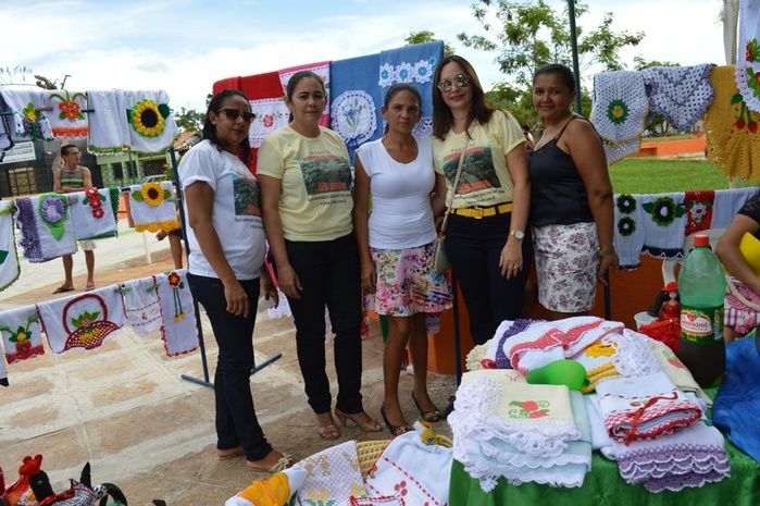 Nota aniversário da cidade II -  Momento das apresentações artísticas na Praça - Imagem 4