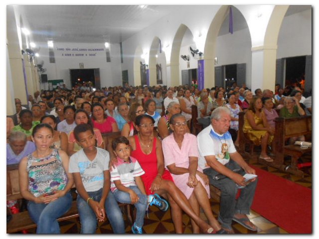 Missa novena vem atraindo muitos fiéis durante o festejo de São José em Inhuma - Imagem 2