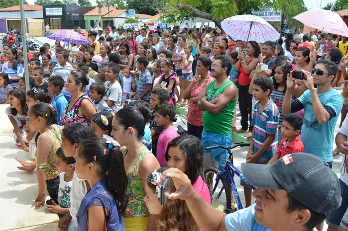 Nota aniversário da cidade II -  Momento das apresentações artísticas na Praça - Imagem 38