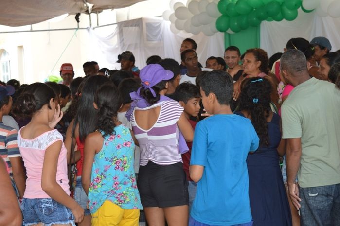 Nota aniversário da cidade II -  Momento das apresentações artísticas na Praça - Imagem 11