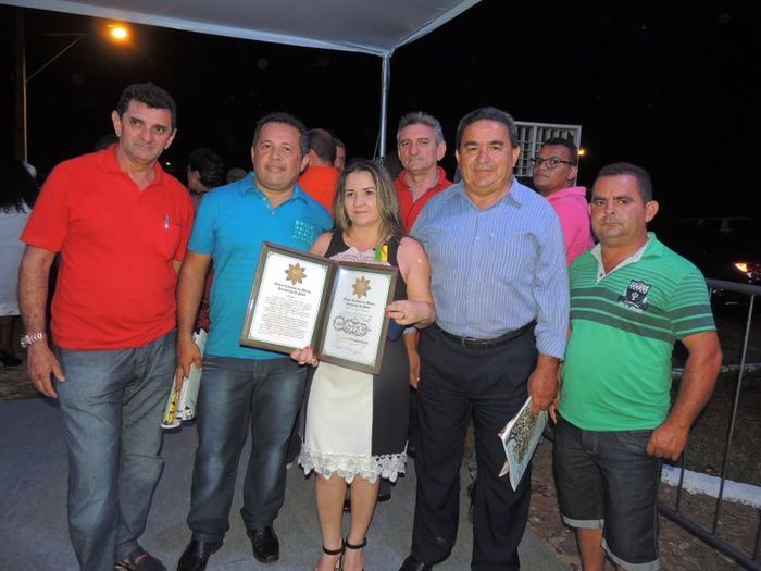 Prefeita Neuma Café é homenageada com medalha durante comemoração dos 192 anos da Batalha do Jenipapo - Imagem 62