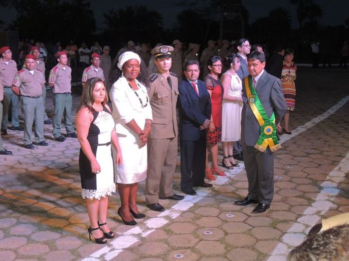 Prefeita Neuma Café é homenageada com medalha durante comemoração dos 192 anos da Batalha do Jenipapo - Imagem 53