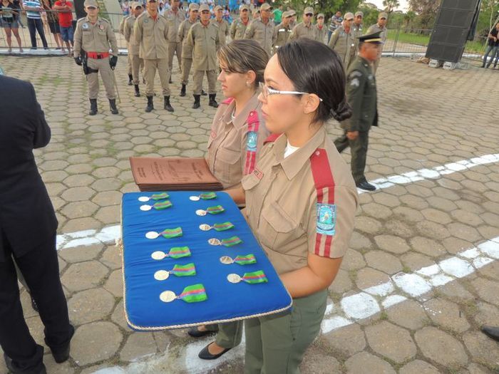 Prefeita Neuma Café é homenageada com medalha durante comemoração dos 192 anos da Batalha do Jenipapo - Imagem 39