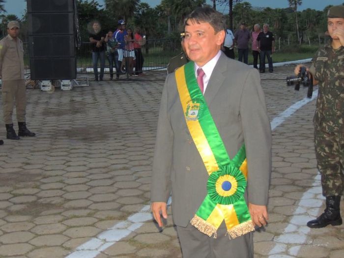 Prefeita Neuma Café é homenageada com medalha durante comemoração dos 192 anos da Batalha do Jenipapo - Imagem 50