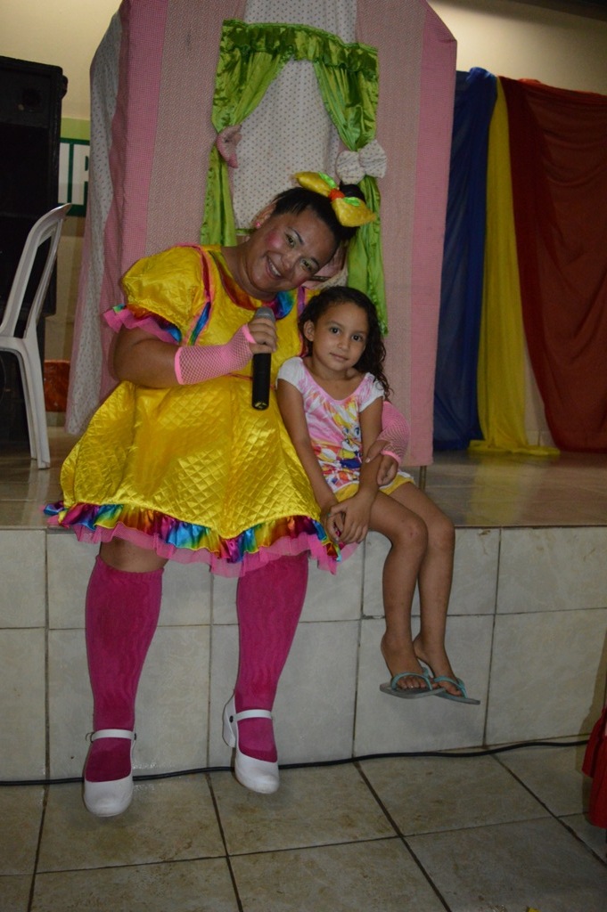 Prefeitura realizou show infantil  com a animadora com a Pitchuquinha e Pitchucão - Imagem 35