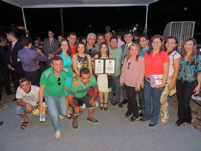 Prefeita Neuma Café é homenageada com medalha durante comemoração dos 192 anos da Batalha do Jenipapo - Imagem 66