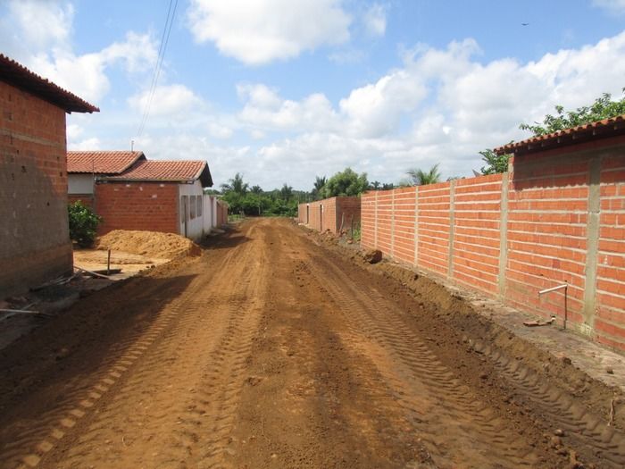 Secretaria de obras e transporte Recupera estradas no centro e interior de Agricolândia - Imagem 2