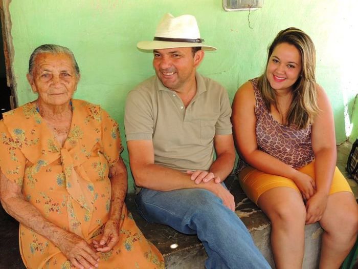 Prefeita Neuma Café entrega as comunidades Pilões e Porteiras II sistema de abastecimento de água - Imagem 4