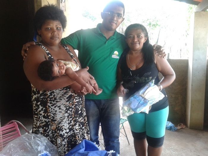 CRAS e Prefeitura entregam enxoval e passe Livre para pessoas carentes de Agricolândia  - Imagem 3