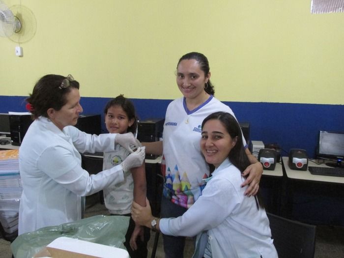 Campanha de vacinação contra o HPV começou hoje nas Escolas em Agricolãndia - Imagem 1