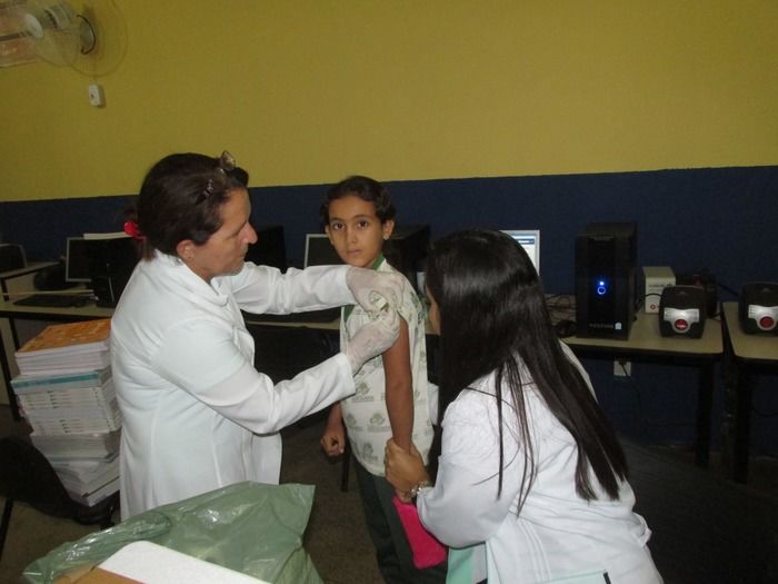 Campanha de vacinação contra o HPV começou hoje nas Escolas em Agricolãndia - Imagem 4
