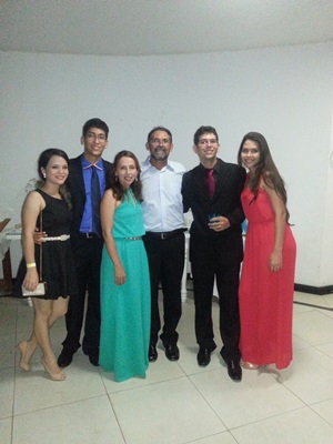 Os mais novos Engenheiros Civis Bruno Marinho e Laíza Mendonça realizam baile de formatura na AABB de Teresina - Imagem 3