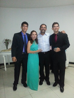 Os mais novos Engenheiros Civis Bruno Marinho e Laíza Mendonça realizam baile de formatura na AABB de Teresina - Imagem 2