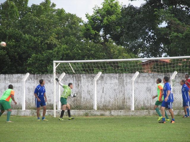 Elesbão Veloso vence na 2ª Rodada do Campeonato dos quarentões em Agricolândia - Imagem 29