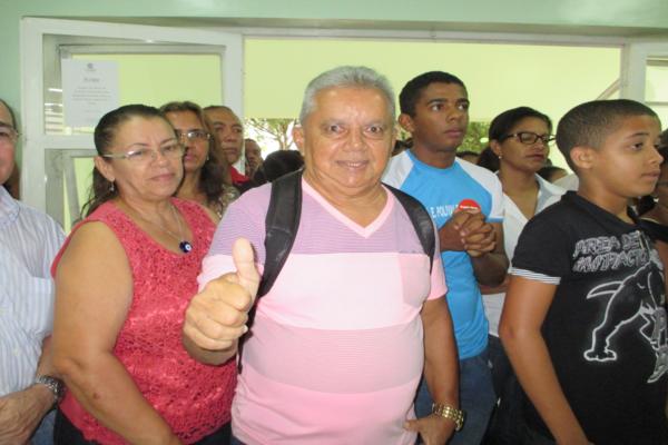 Toma posse o novo diretor do Hospital Regional Dr. Francisco Ayres Cavalcante - Imagem 83