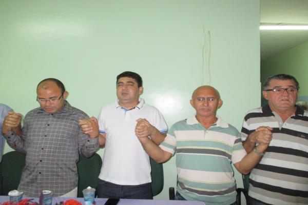 Toma posse o novo diretor do Hospital Regional Dr. Francisco Ayres Cavalcante - Imagem 91