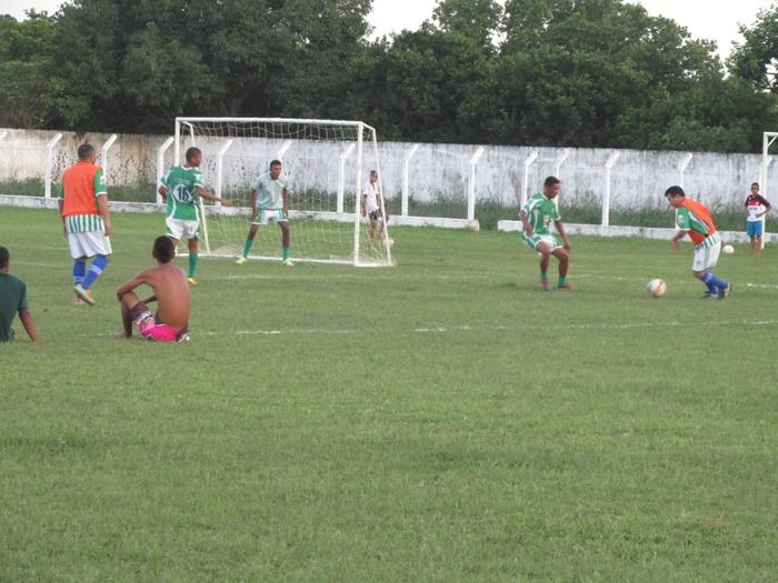 Time do prefeito Walter Alencar empata com o time de veteranos do prefeito Adalberto de Santo Antônio dos Milagres - Imagem 5