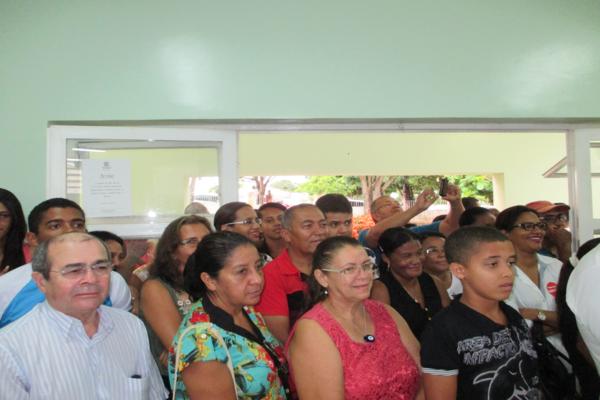 Toma posse o novo diretor do Hospital Regional Dr. Francisco Ayres Cavalcante - Imagem 81