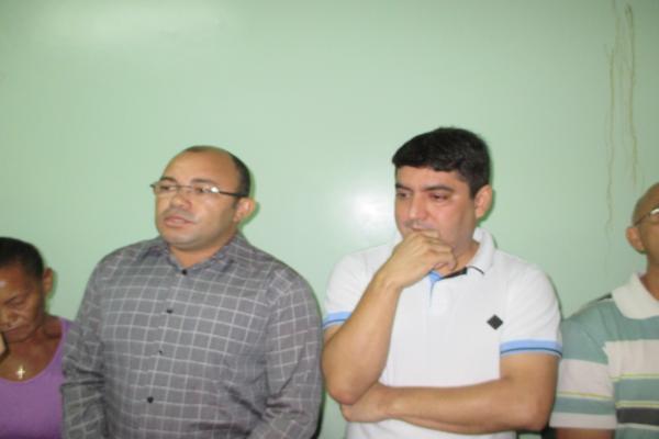 Toma posse o novo diretor do Hospital Regional Dr. Francisco Ayres Cavalcante - Imagem 70