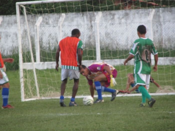 Time do prefeito Walter Alencar empata com o time de veteranos do prefeito Adalberto de Santo Antônio dos Milagres - Imagem 23