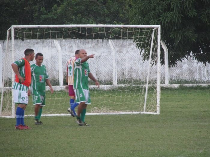 Time do prefeito Walter Alencar empata com o time de veteranos do prefeito Adalberto de Santo Antônio dos Milagres - Imagem 32