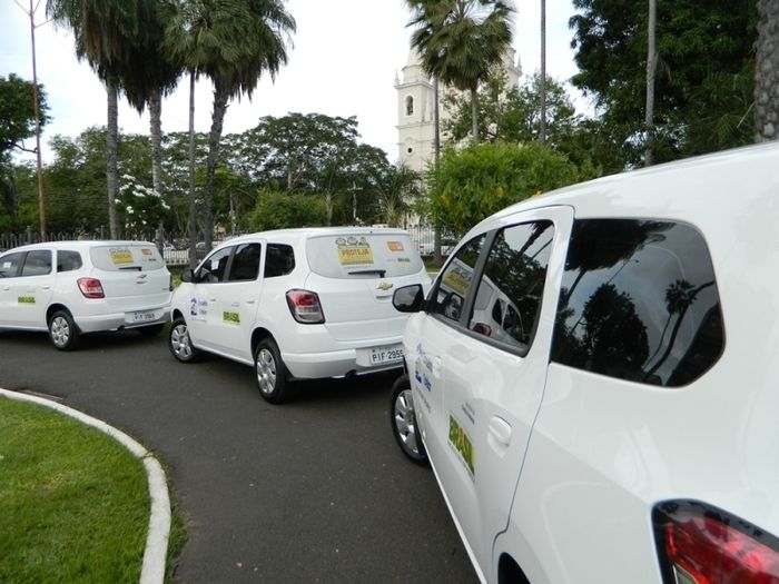 Ministra entrega veículo e equipamentos para CT de Pedro II - Imagem 5