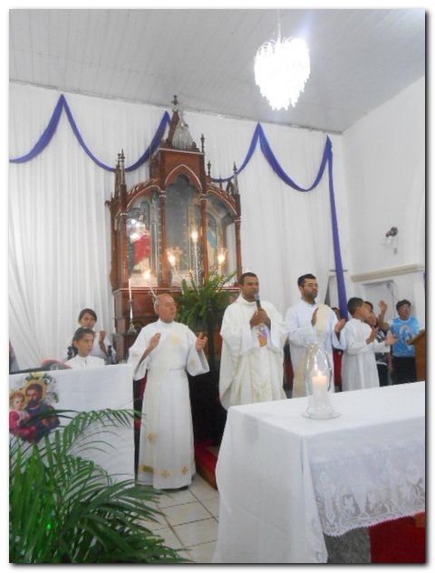 Comunidade inhumense participou ativamente das atividades religiosas do Festejo de São José 2015/ Missa dia 19 de março - Imagem 2