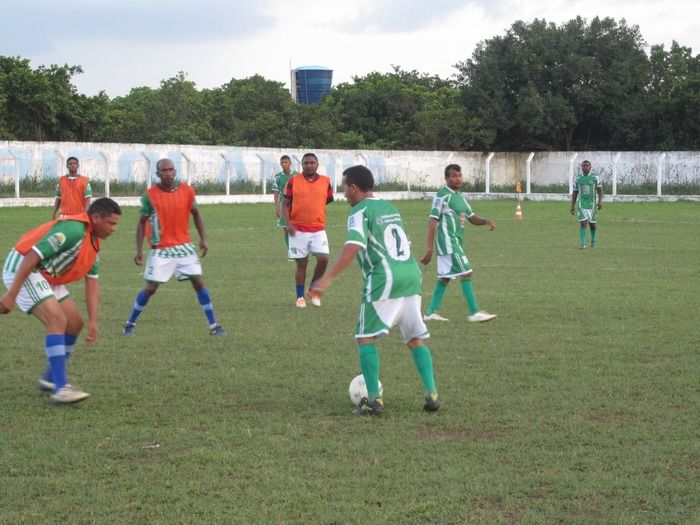 Time do prefeito Walter Alencar empata com o time de veteranos do prefeito Adalberto de Santo Antônio dos Milagres - Imagem 14
