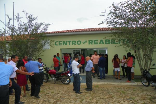 Toma posse o novo diretor do Hospital Regional Dr. Francisco Ayres Cavalcante - Imagem 5