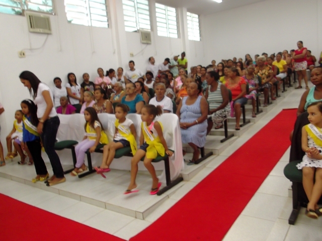 Secretarias realizam caminhada em comemoração ao Dia Internacional da Mulher - Imagem 20
