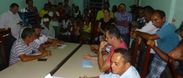 Sessão da Câmara reúne Sindicato, Prefeito, Vice-prefeito e comunidade quilombola para discussão sobre escola - Imagem 1