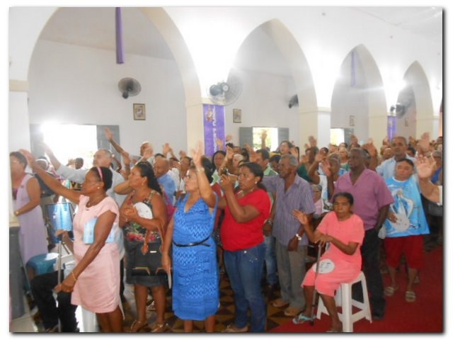 Comunidade inhumense participou ativamente das atividades religiosas do Festejo de São José 2015/ Missa dia 19 de março - Imagem 5