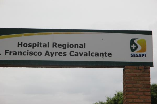 Toma posse o novo diretor do Hospital Regional Dr. Francisco Ayres Cavalcante - Imagem 31