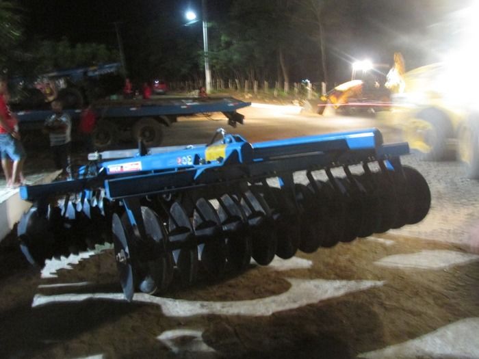 Associação consegue Trator através de Reivindicação a Deputada Federal Iracema Portela   - Imagem 10