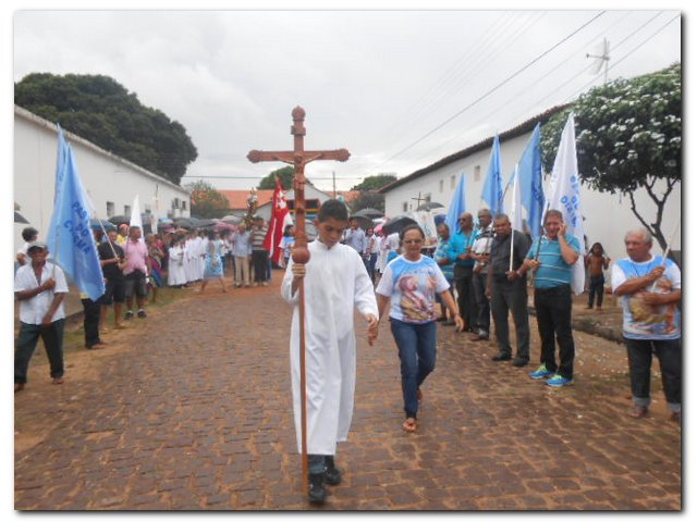 Comunidade inhumense participou ativamente das atividades religiosas do Festejo de São José 2015/ Procissão de São José - Imagem 1