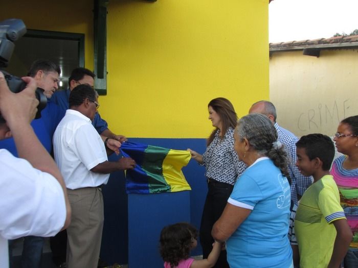 Prefeito Walter Alencar e Lideranças politicas entregam obras de Reformas e Ampliação em Agricolândia - Imagem 15