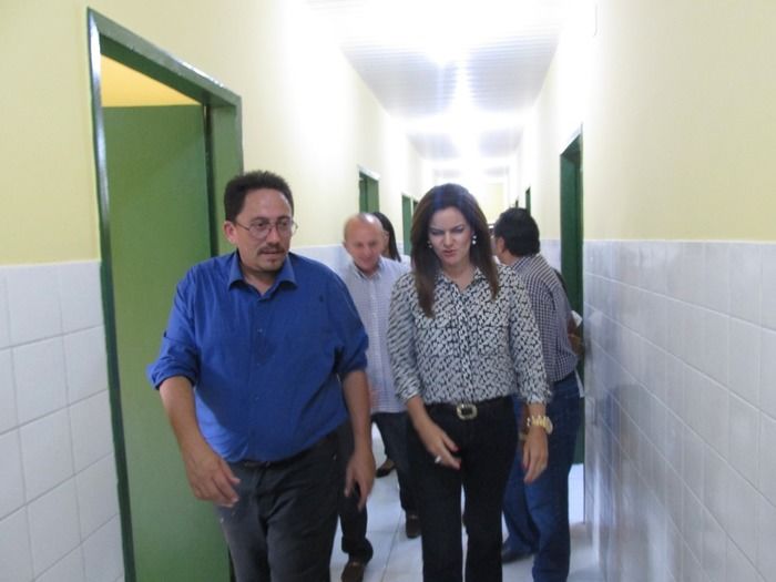 Prefeito Walter Alencar e Lideranças politicas entregam obras de Reformas e Ampliação em Agricolândia - Imagem 4