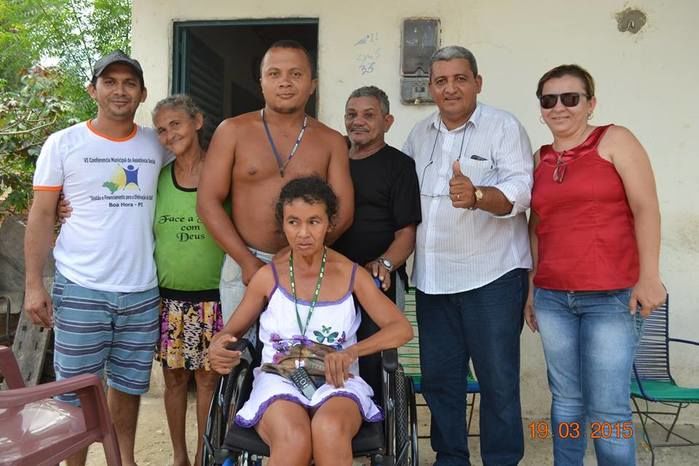 Prefeitura faz entrega de cadeiras de rodas para portadores de necessidades especiais - Imagem 11