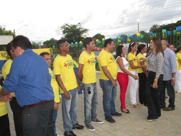 Prefeito Walter Alencar e Lideranças politicas entregam obras de Reformas e Ampliação em Agricolândia - Imagem 41